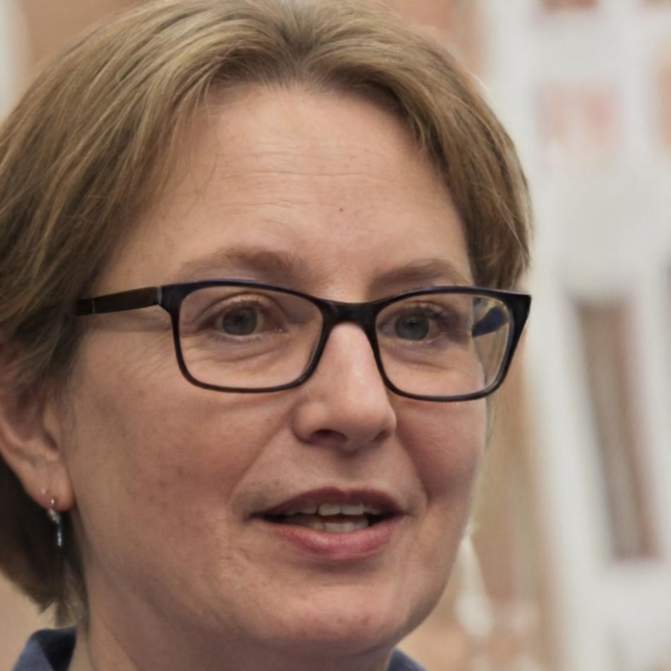 Sina Kellermann, Finanztrainerin
